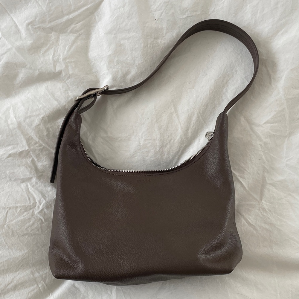 BAGGU Small recycled leather Shoulder Bag